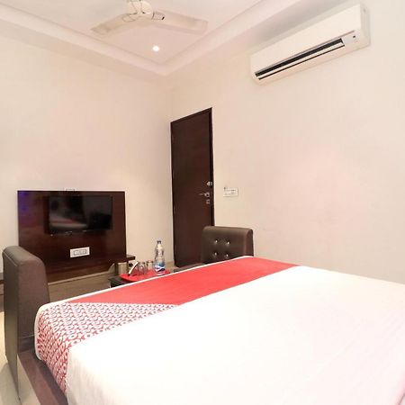 Oyo 14829 Hotel J Cruise Ludhiana Zewnętrze zdjęcie