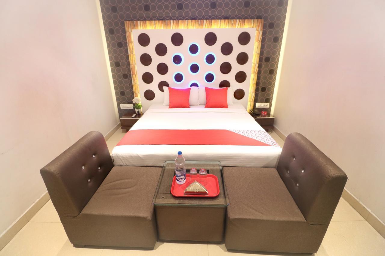 Oyo 14829 Hotel J Cruise Ludhiana Zewnętrze zdjęcie