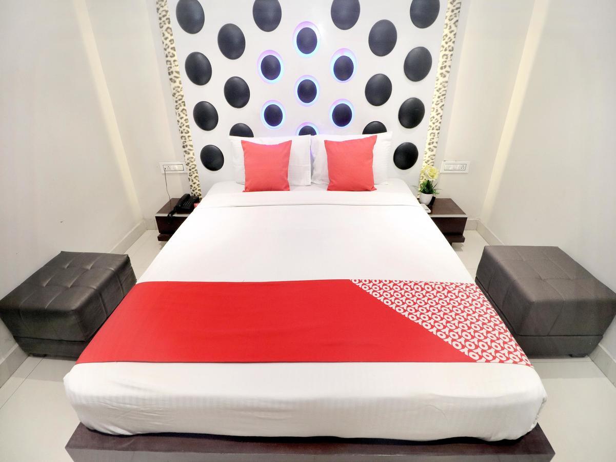 Oyo 14829 Hotel J Cruise Ludhiana Zewnętrze zdjęcie