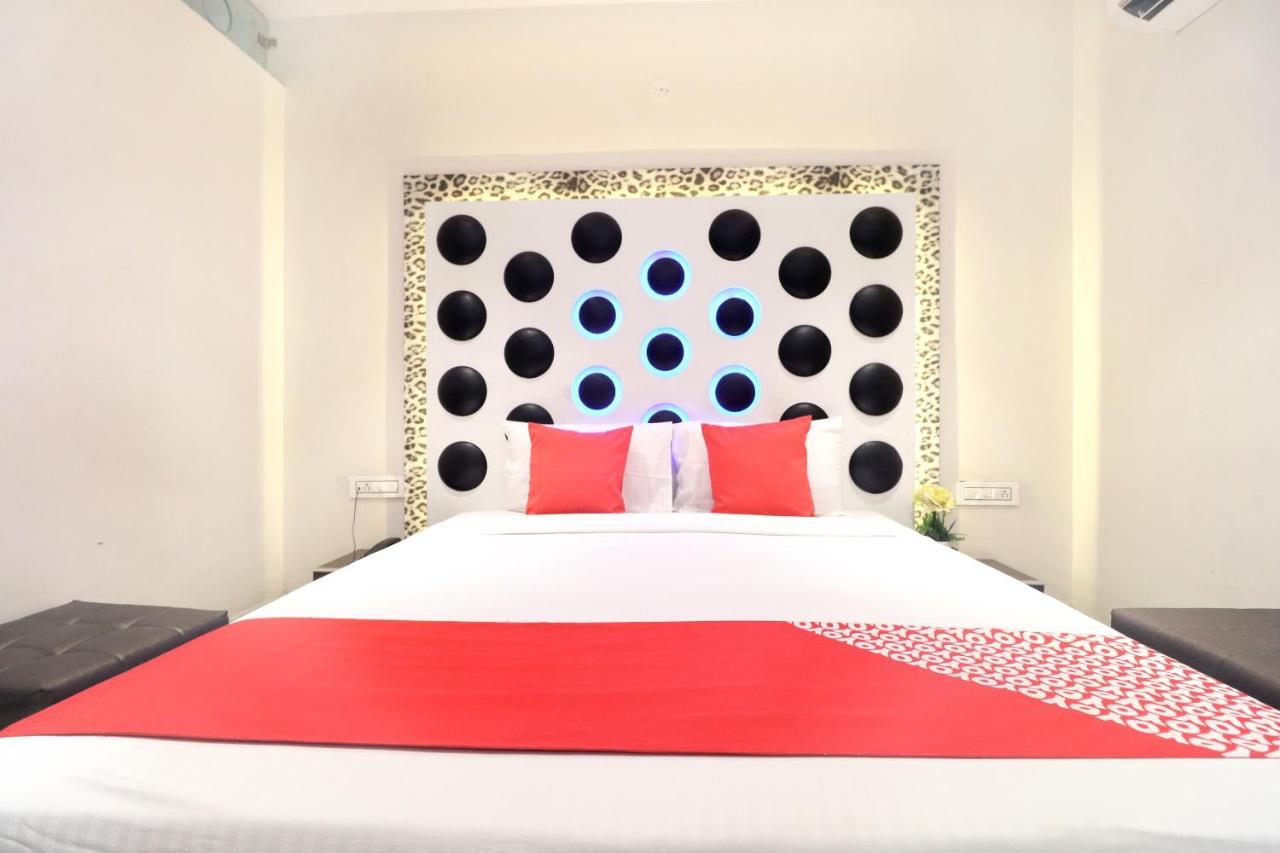 Oyo 14829 Hotel J Cruise Ludhiana Zewnętrze zdjęcie